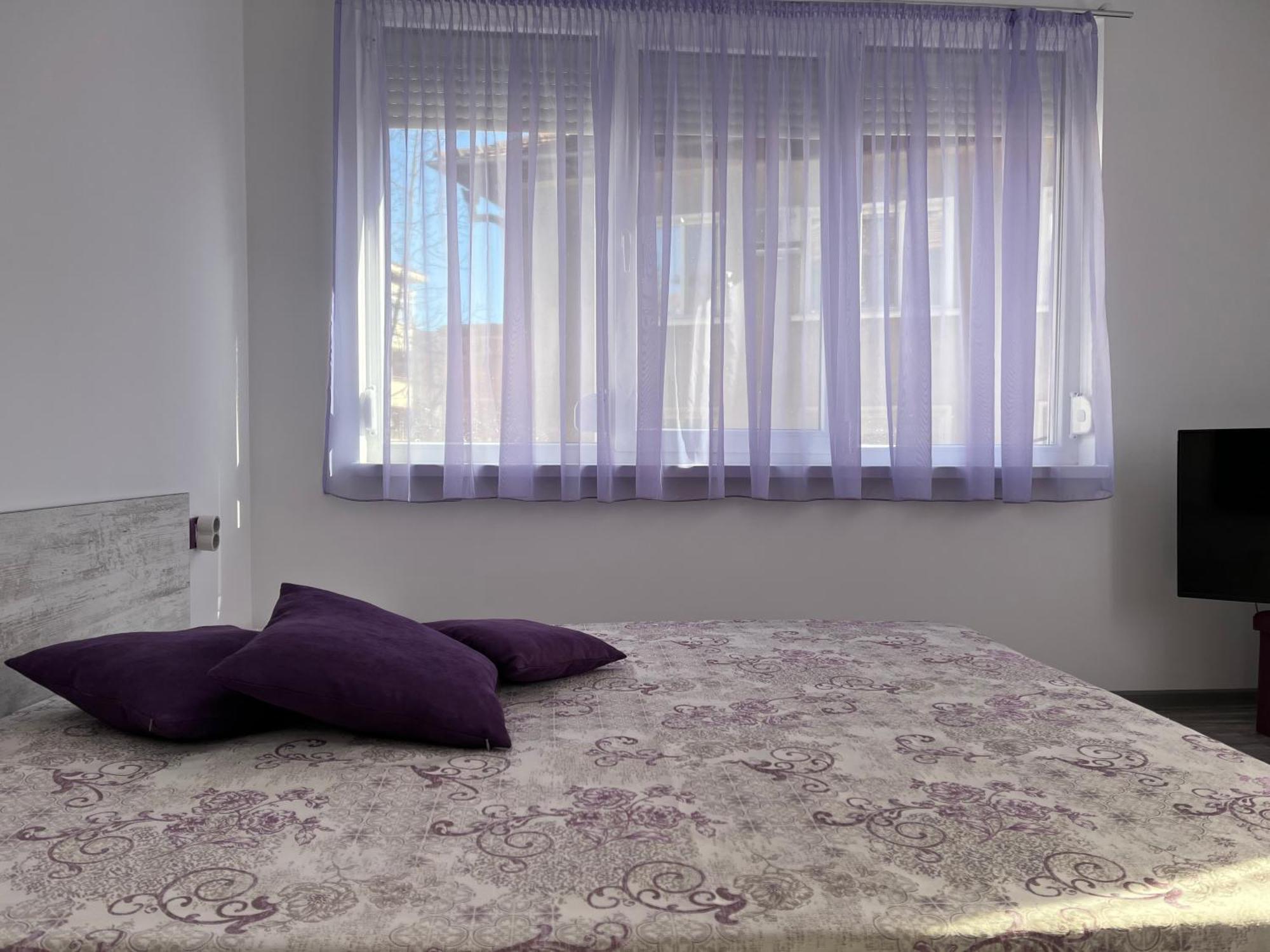 Purple Studios Veliko Turnovo Bagian luar foto