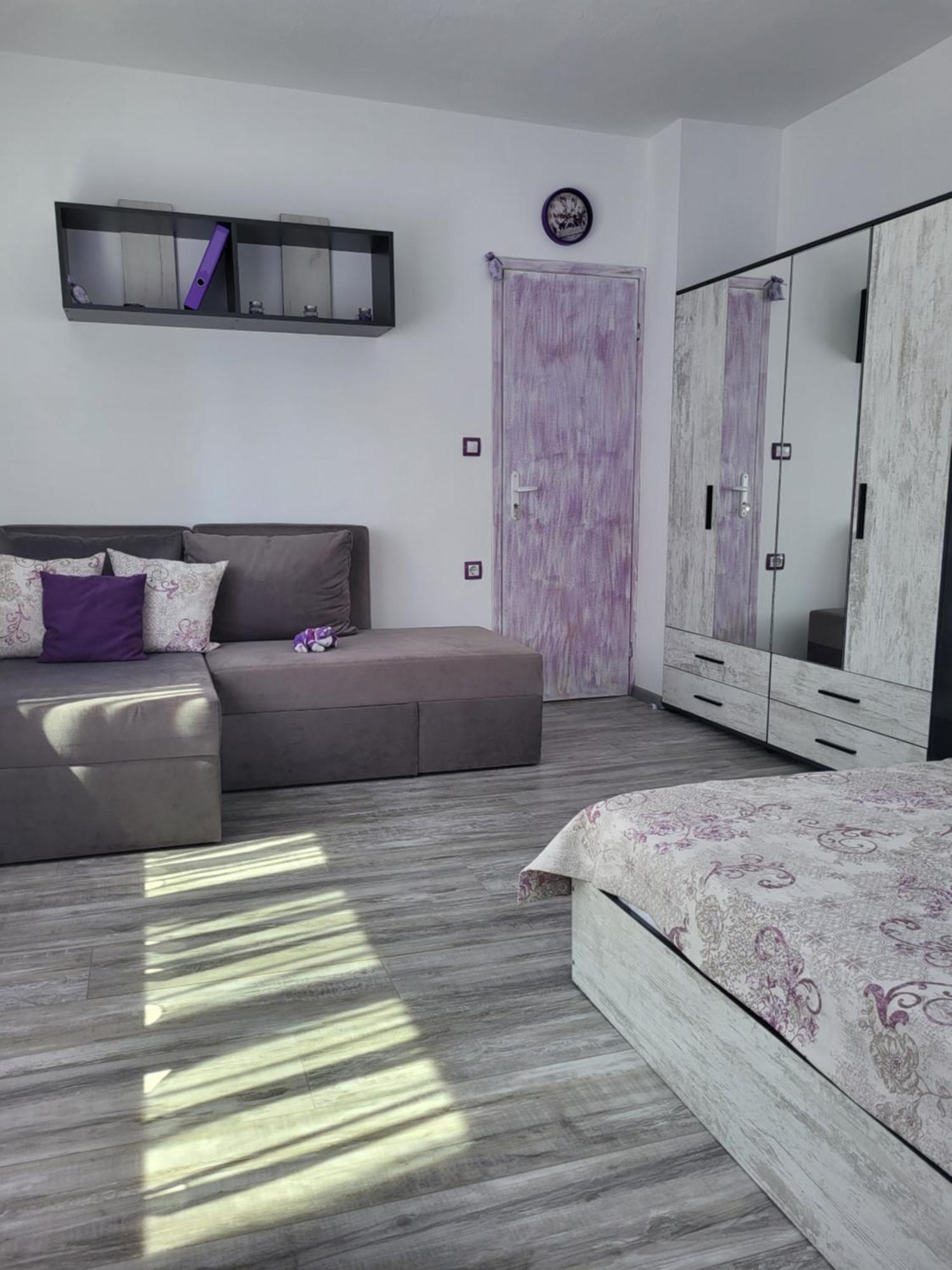 Purple Studios Veliko Turnovo Bagian luar foto